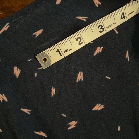 Lush Dadrien Tie Front Blouse, new with tags - Picture 10 of 10